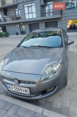 Хэтчбек Fiat Bravo 2011 в Ужгороде