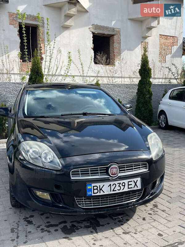 Хэтчбек Fiat Bravo 2010 в Ровно