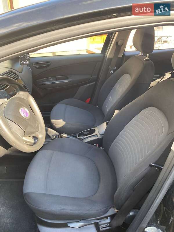 Хэтчбек Fiat Bravo 2009 в Кицмани фото 4 Хэтчбек Fiat Bravo 2009 в Кицмани