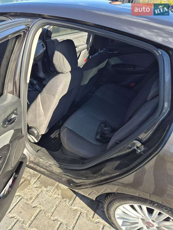 Хетчбек Fiat Bravo 2007 в Миколаєві фото 4 Хетчбек Fiat Bravo 2007 в Миколаєві