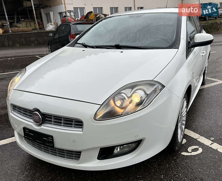 Хэтчбек Fiat Bravo 2011 в Львове