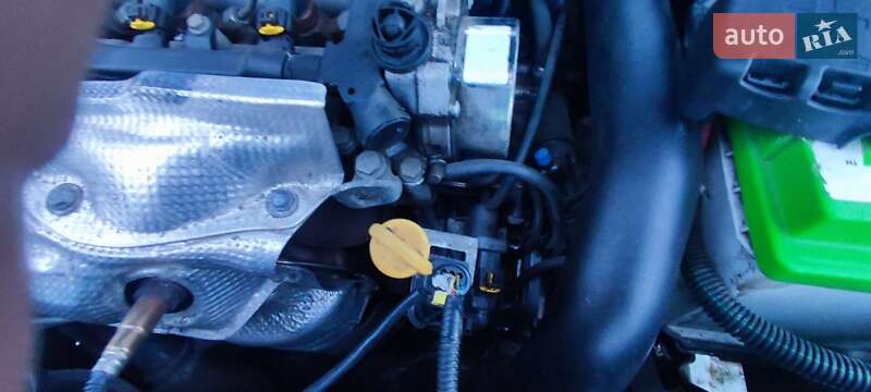 Хэтчбек Fiat Bravo 2008 в Новомосковске фото 12 Хэтчбек Fiat Bravo 2008 в Новомосковске