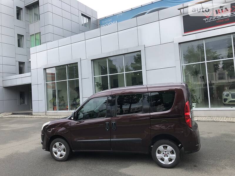 Минивэн Fiat Doblo Panorama 2013 в Киеве