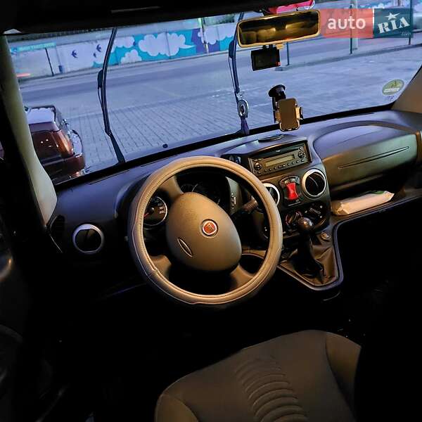 Минивэн Fiat Doblo Panorama 2008 в Запорожье фото 9 Минивэн Fiat Doblo Panorama 2008 в Запорожье