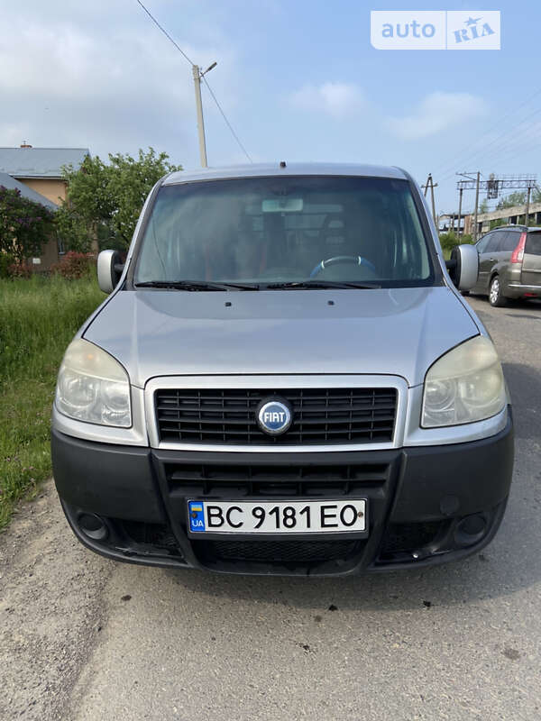 Минивэн Fiat Doblo Panorama 2007 в 