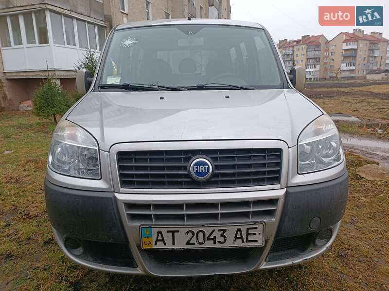 Минивэн Fiat Doblo Panorama 2007 в 