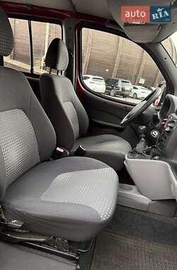 Мінівен Fiat Doblo Panorama 2009 в 