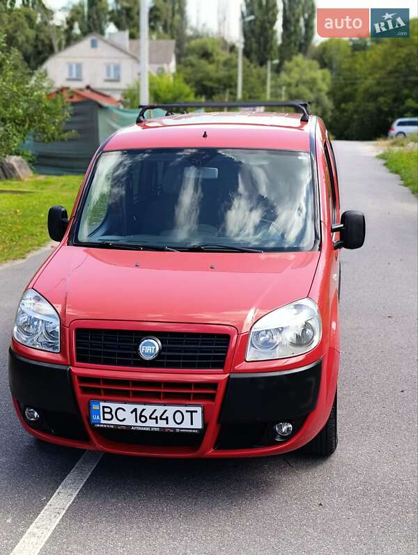 Минивэн Fiat Doblo Panorama 2006 в Хмельнике