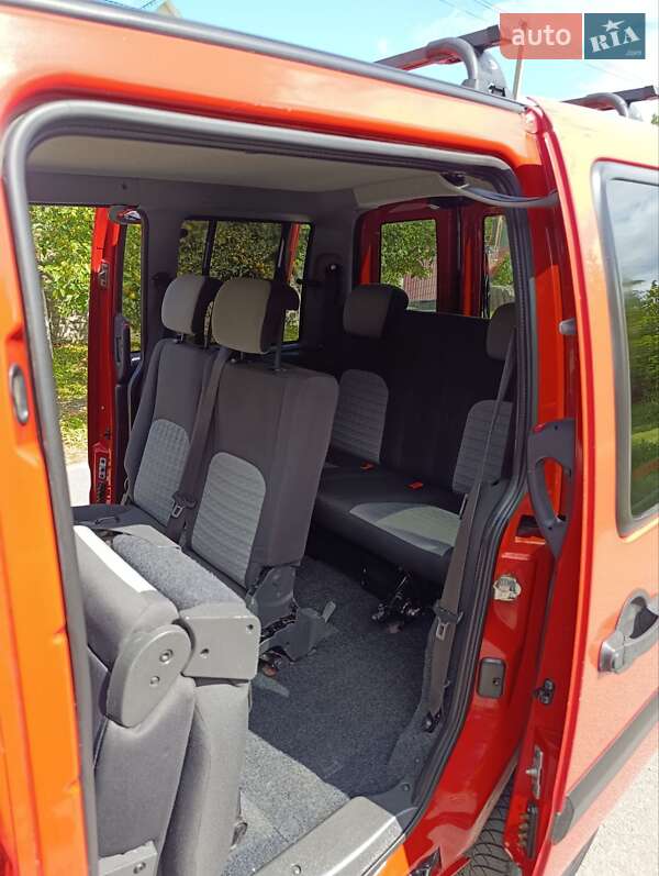 Минивэн Fiat Doblo Panorama 2006 в Хмельнике