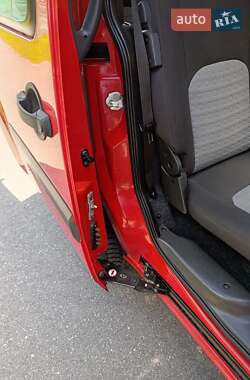Минивэн Fiat Doblo Panorama 2006 в 