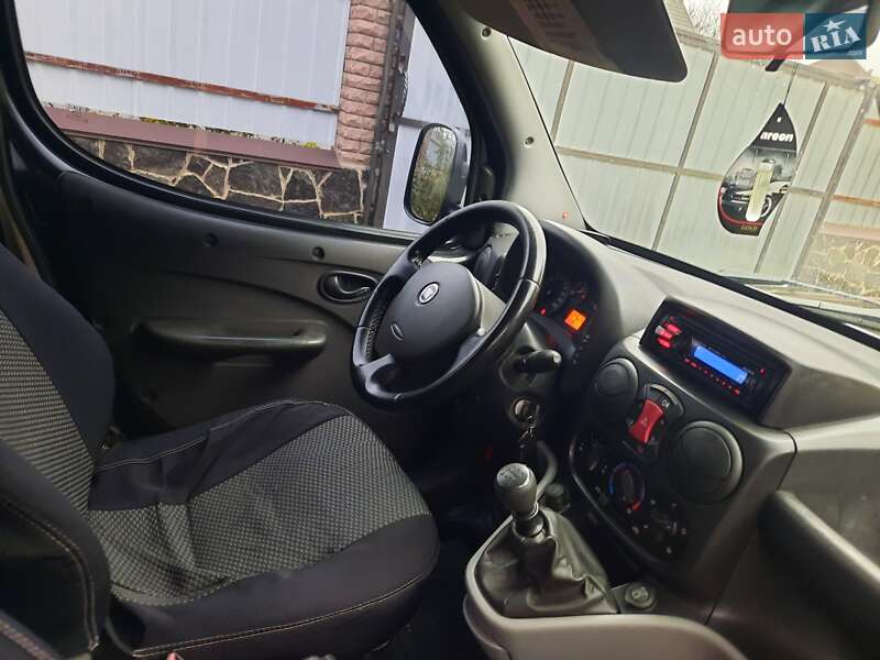 Микровэн Fiat Doblo Panorama 2010 в Шполе