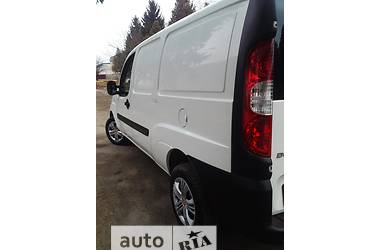 Грузопассажирский фургон Fiat Doblo 2010 в 