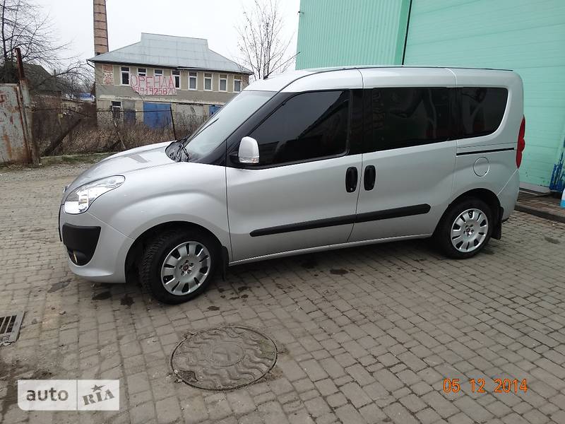 Минивэн Fiat Doblo 2012 в Ивано-Франковске
