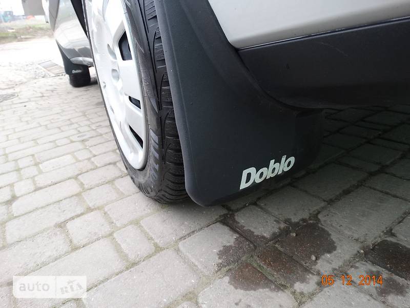 Минивэн Fiat Doblo 2012 в Ивано-Франковске