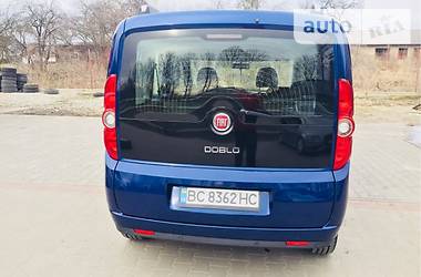 Грузопассажирский фургон Fiat Doblo 2012 в Стрые