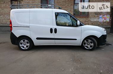 Грузопассажирский фургон Fiat Doblo 2012 в Киеве