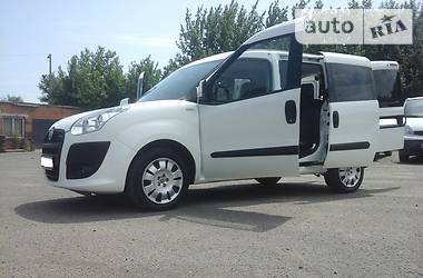 Грузопассажирский фургон Fiat Doblo 2011 в Полтаве