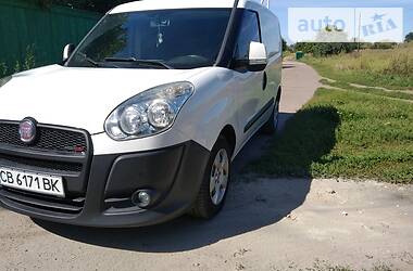 Вантажопасажирський фургон Fiat Doblo 2011 в Києві