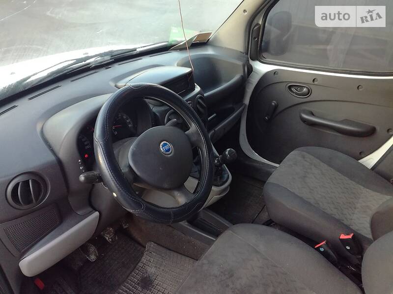 Грузопассажирский фургон Fiat Doblo 2006 в Киеве