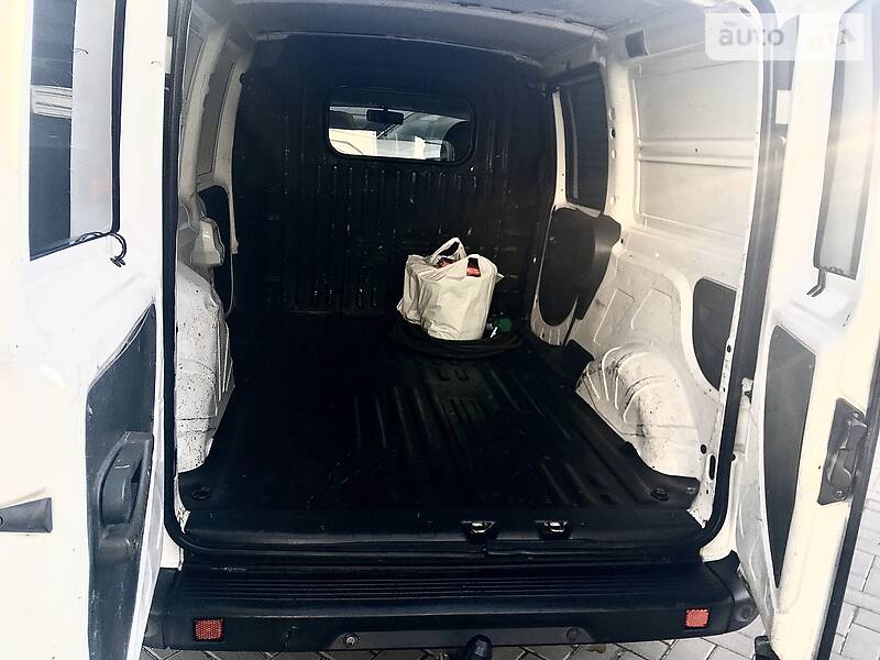 Вантажопасажирський фургон Fiat Doblo 2006 в Вінниці