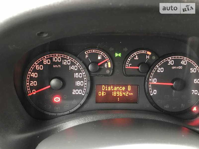 Вантажопасажирський фургон Fiat Doblo 2007 в Луцьку