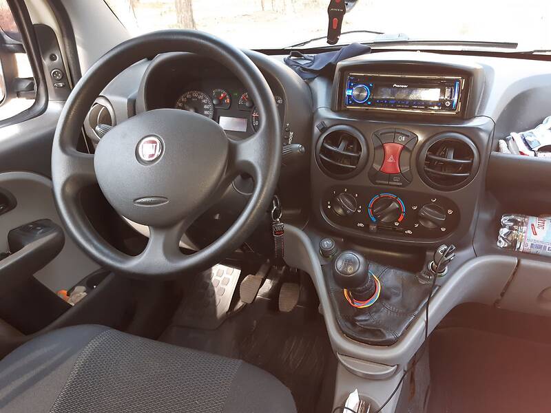 Мінівен Fiat Doblo 2008 в Києві
