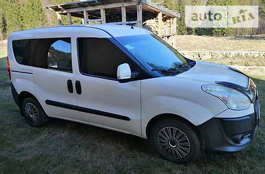 Мінівен Fiat Doblo 2010 в 