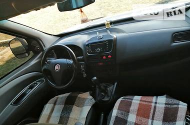 Мінівен Fiat Doblo 2010 в 