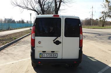 Вантажопасажирський фургон Fiat Doblo 2010 в 