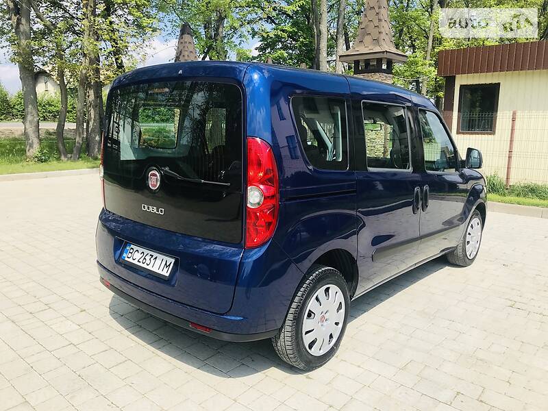 Вантажопасажирський фургон Fiat Doblo 2014 в Стрию
