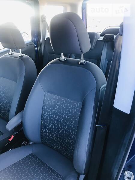 Вантажопасажирський фургон Fiat Doblo 2014 в Стрию