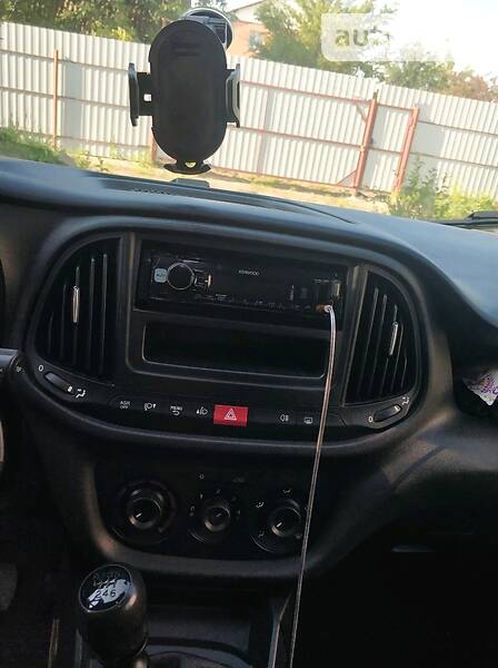 Універсал Fiat Doblo 2016 в Києві фото 17 Універсал Fiat Doblo 2016 в Києві