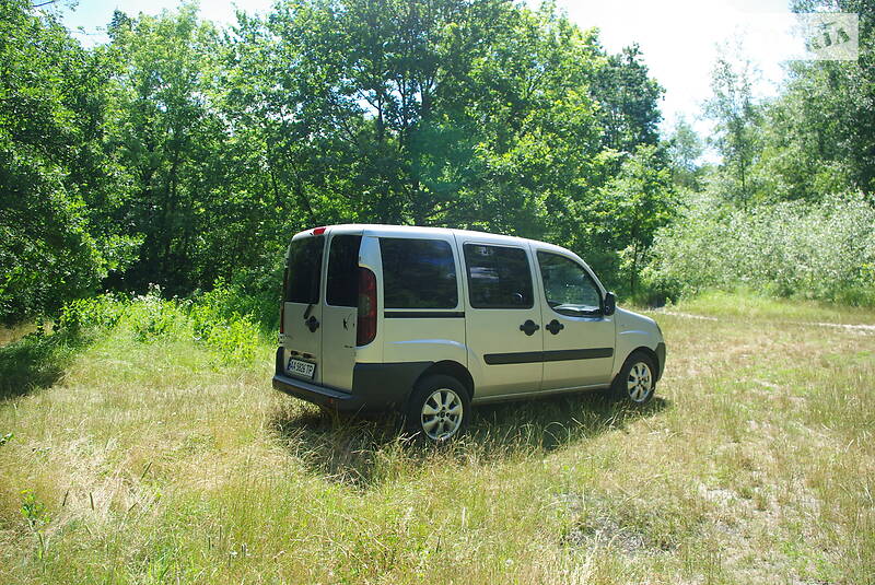 Мінівен Fiat Doblo 2007 в Києві