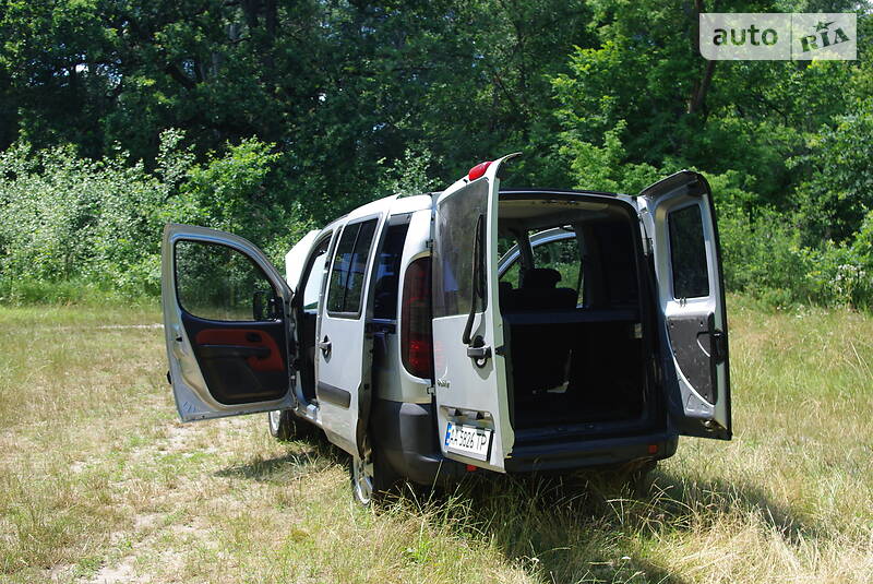 Мінівен Fiat Doblo 2007 в Києві