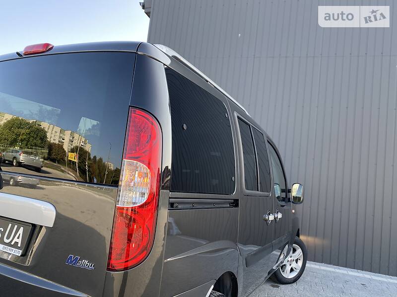 Универсал Fiat Doblo 2008 в Дрогобыче