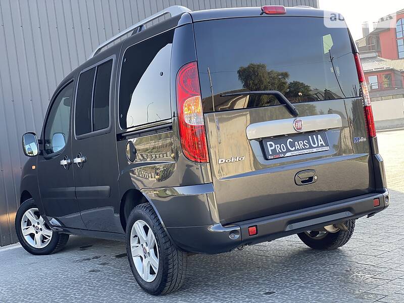 Универсал Fiat Doblo 2008 в Дрогобыче