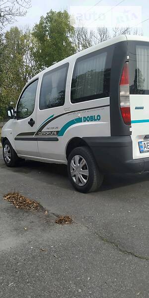 Минивэн Fiat Doblo 2002 в Виннице