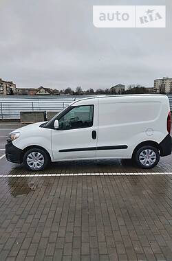 Грузопассажирский фургон Fiat Doblo 2016 в 