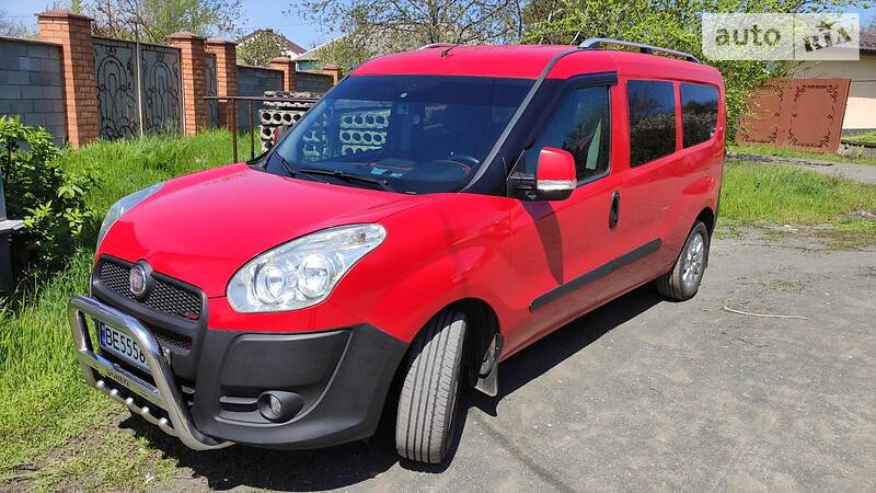 Минивэн Fiat Doblo 2010 в Николаеве