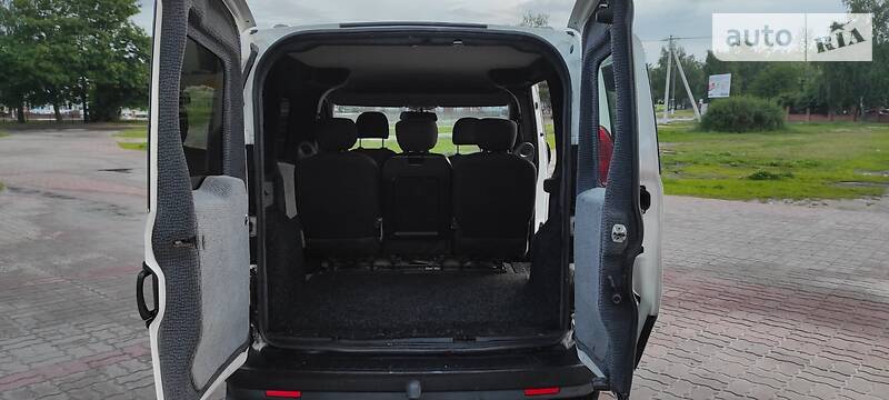 Мінівен Fiat Doblo 2012 в Києві фото 18 Мінівен Fiat Doblo 2012 в Києві