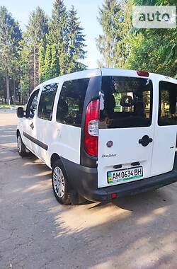 Минивэн Fiat Doblo 2008 в 