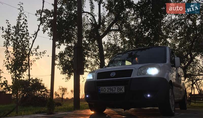 Минивэн Fiat Doblo 2006 в Иршаве