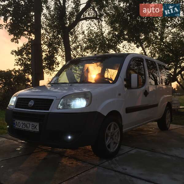 Минивэн Fiat Doblo 2006 в Иршаве