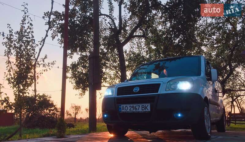 Минивэн Fiat Doblo 2006 в Иршаве