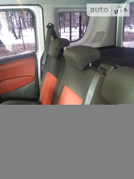 Минивэн Fiat Doblo 2011 в Луцке