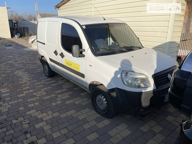 Универсал Fiat Doblo 2008 в Николаеве