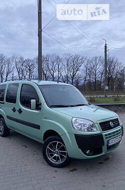 Минивэн Fiat Doblo 2007 в Киеве