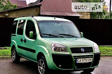 Минивэн Fiat Doblo 2007 в Киеве