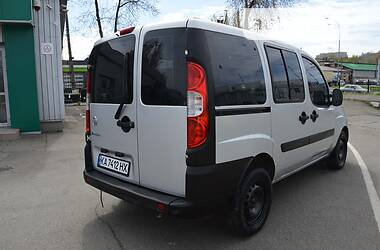 Универсал Fiat Doblo 2010 в Киеве