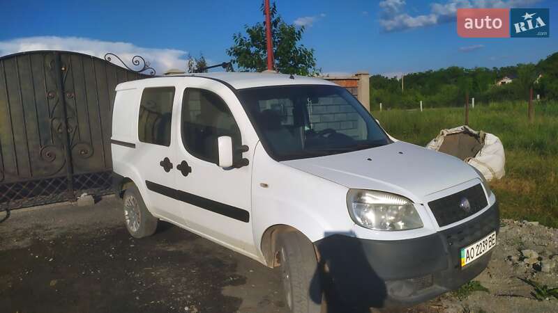 Fiat Doblo 2010